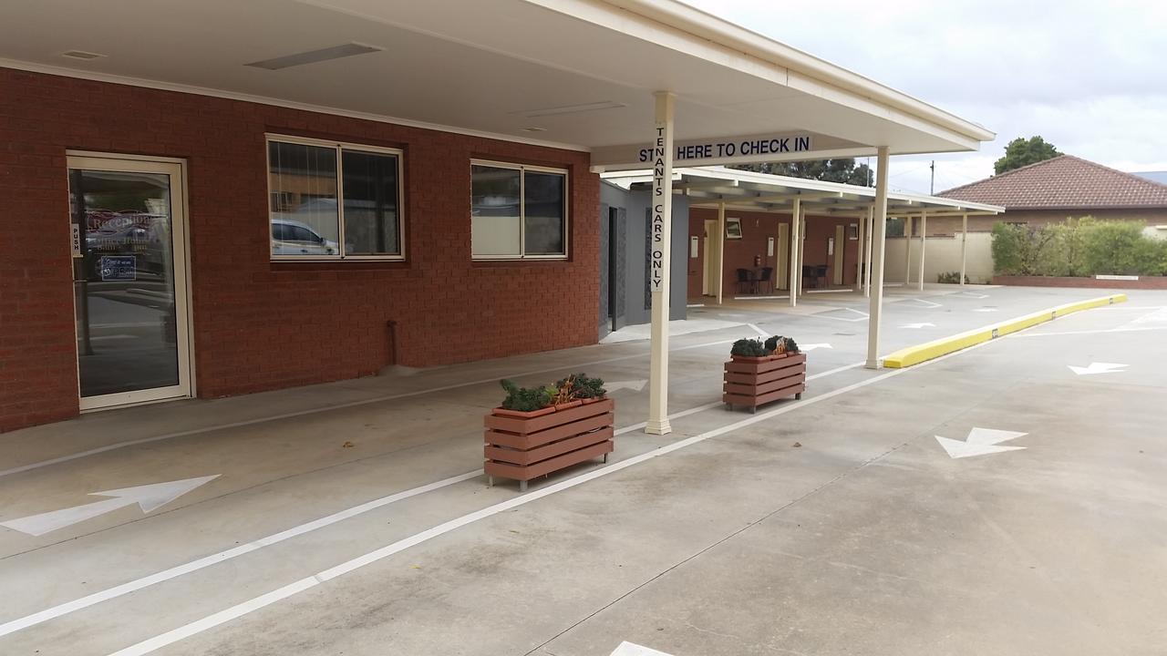 Ararat Southern Cross Motor Inn Экстерьер фото
